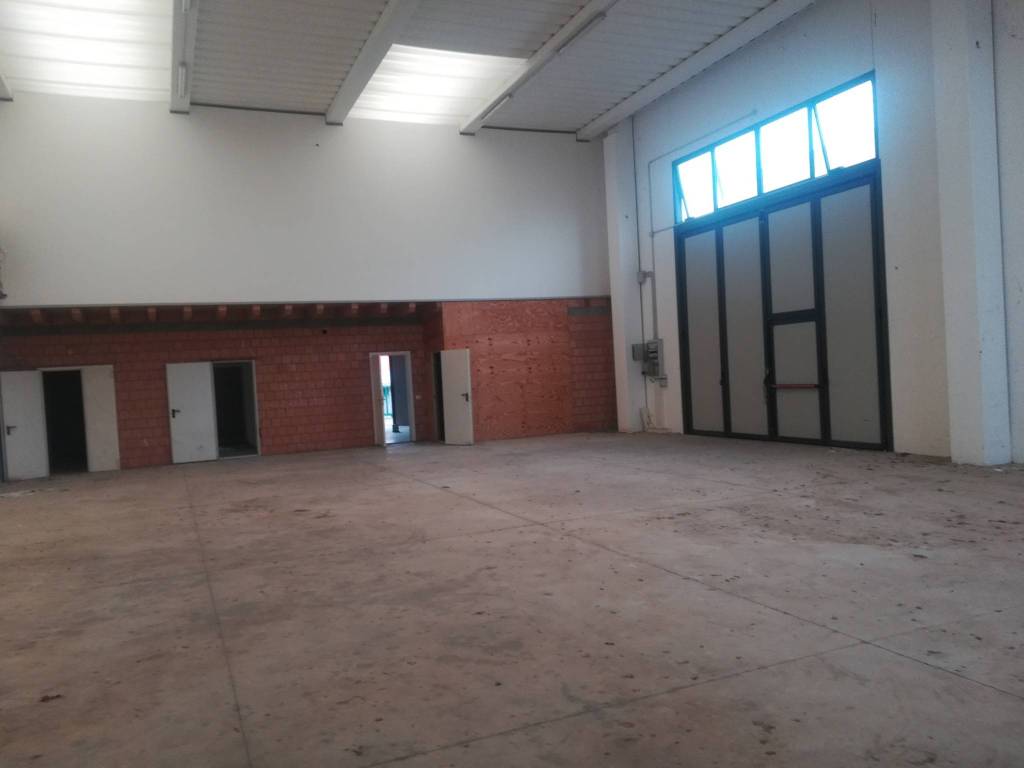 capannone in vendita ad Eraclea