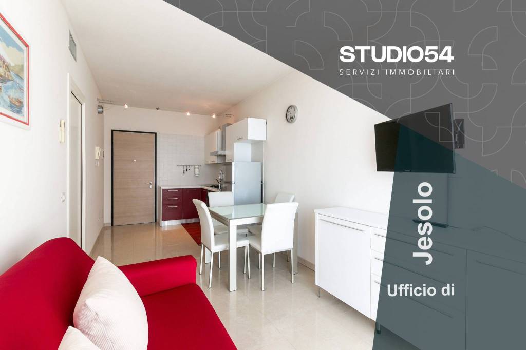 appartamento in vendita ad Eraclea in zona Eracleamare