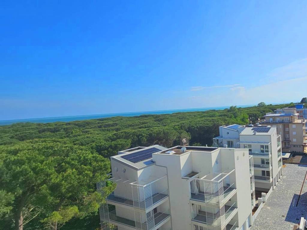 appartamento in vendita ad Eraclea in zona Eracleamare