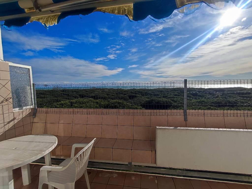 appartamento in vendita ad Eraclea in zona Eracleamare