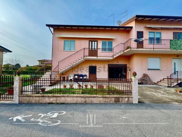 appartamento in vendita ad Eraclea in zona Torre di Fine