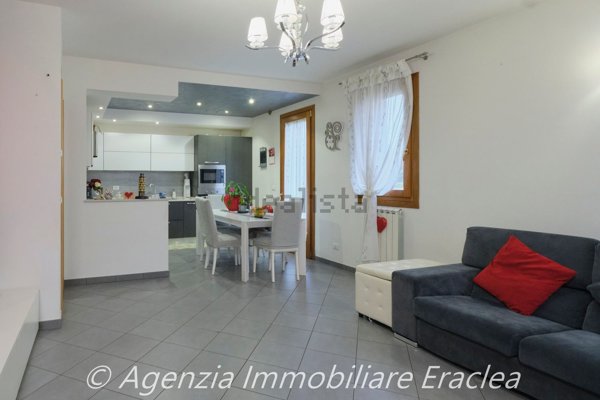 casa indipendente in vendita ad Eraclea