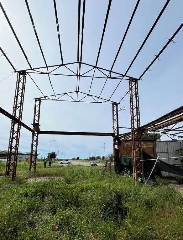 locale di sgombero in vendita ad Eraclea in zona Stretti