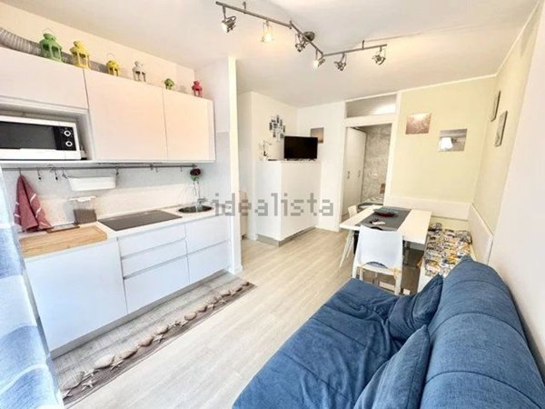 appartamento in vendita ad Eraclea in zona Eracleamare