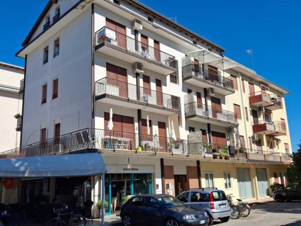 appartamento in vendita ad Eraclea in zona Eracleamare
