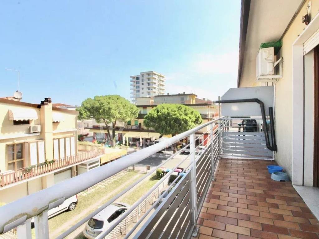 appartamento in vendita ad Eraclea in zona Eracleamare