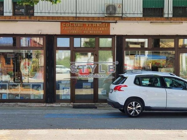 negozio in vendita a Fiesso d'Artico