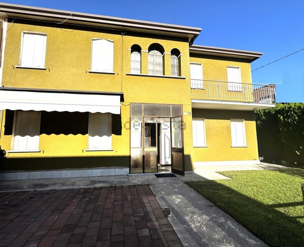 casa indipendente in vendita a Fiesso d'Artico