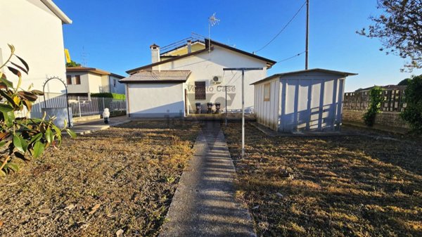 casa indipendente in vendita a Fiesso d'Artico