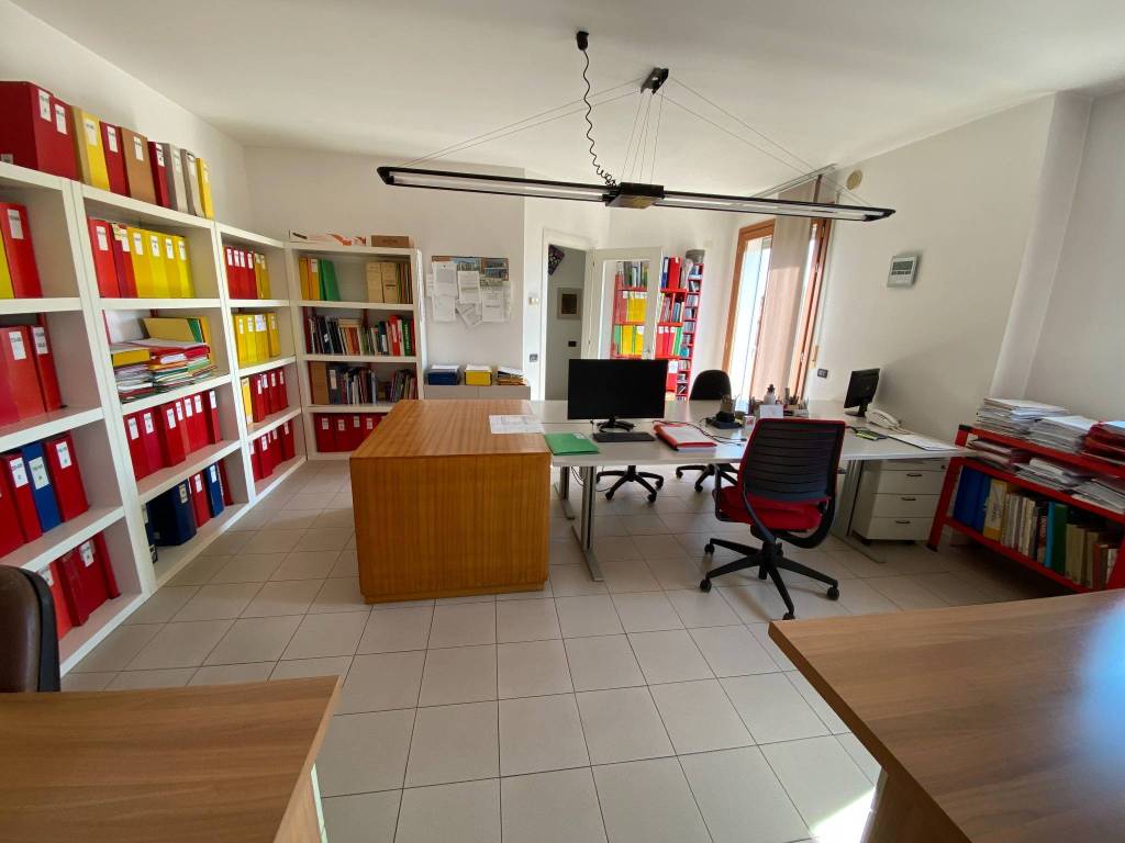 ufficio in vendita a Fiesso d'Artico
