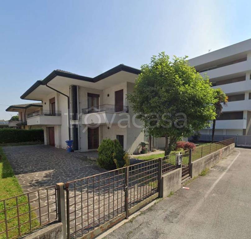 casa indipendente in vendita a Fiesso d'Artico