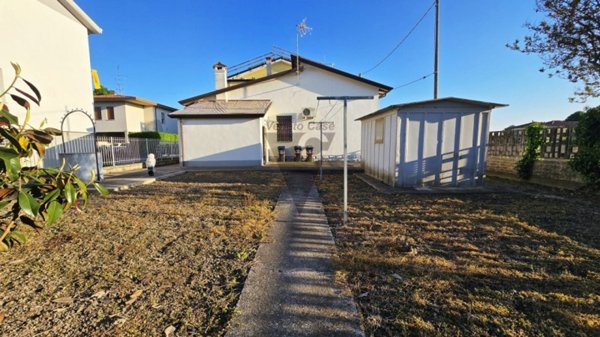casa indipendente in vendita a Fiesso d'Artico