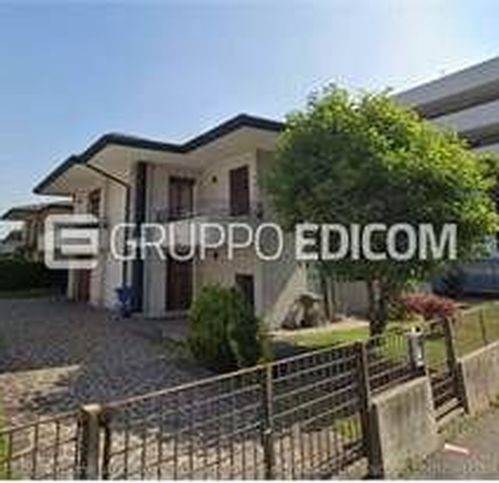 casa indipendente in vendita a Fiesso d'Artico