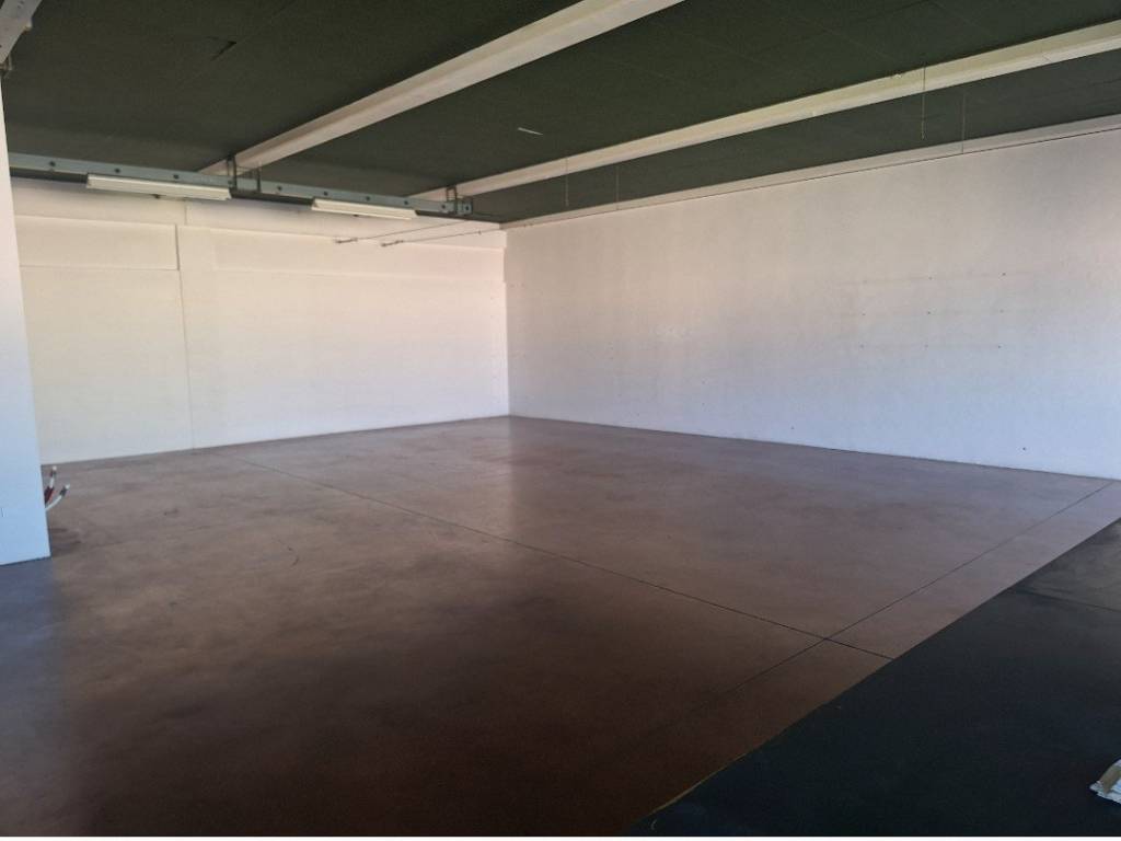 locale commerciale in vendita a Fiesso d'Artico