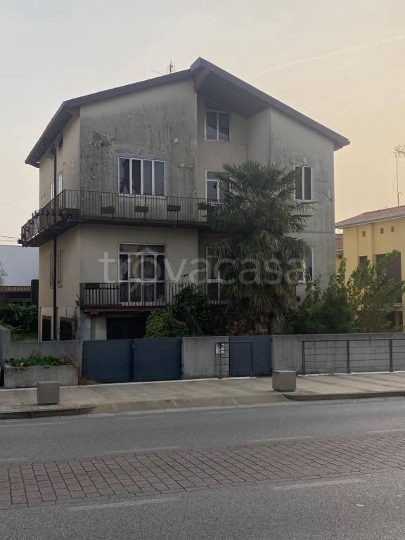 casa indipendente in vendita a Fiesso d'Artico