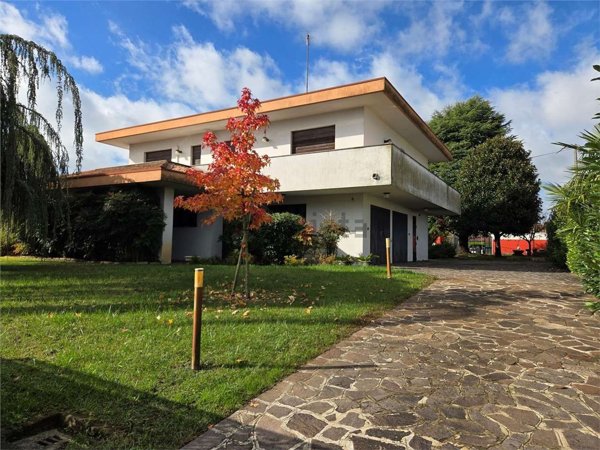casa indipendente in vendita a Fiesso d'Artico