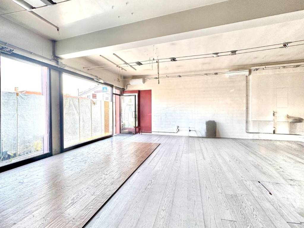 negozio in vendita a Fiesso d'Artico