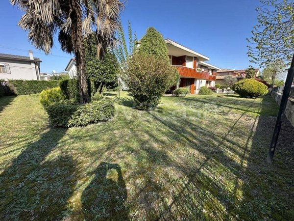 casa indipendente in vendita a Fiesso d'Artico