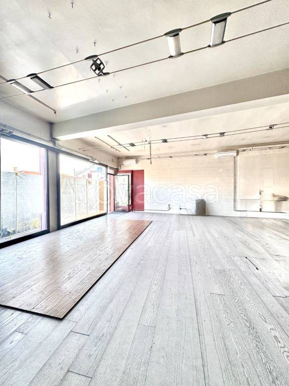 negozio in vendita a Fiesso d'Artico