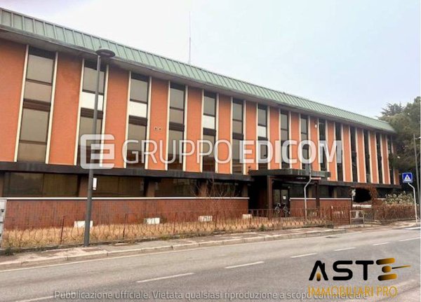 locale commerciale in vendita a Fiesso d'Artico