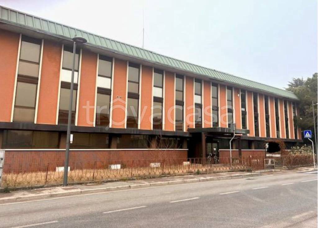 ufficio in vendita a Fiesso d'Artico