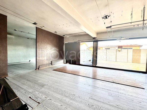 negozio in vendita a Fiesso d'Artico