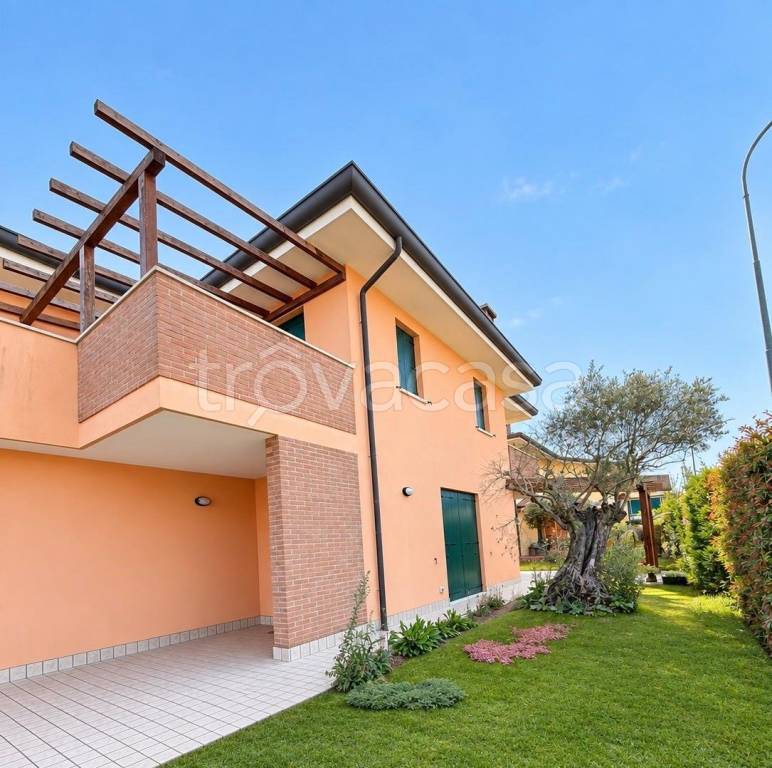 casa indipendente in vendita a Fiesso d'Artico