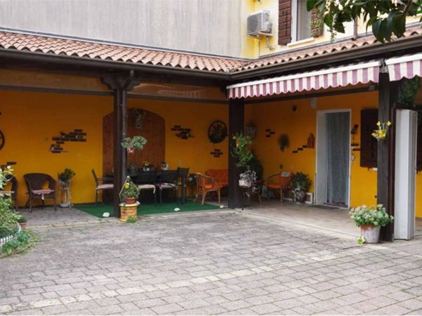 casa indipendente in vendita a Fossalta di Piave