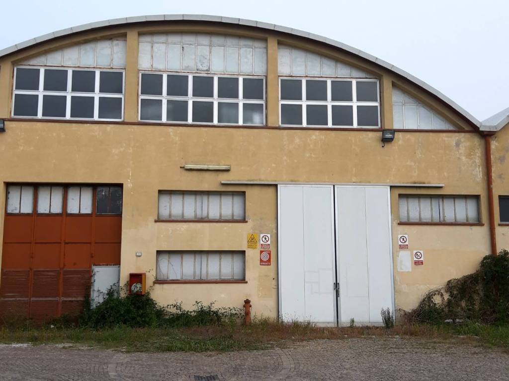 capannone a Fossalta di Portogruaro in zona Villanova Santa Margherita