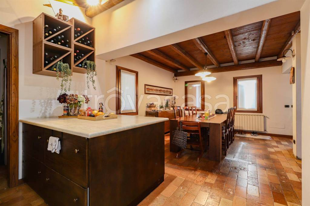 casa indipendente in vendita a Fossalta di Portogruaro
