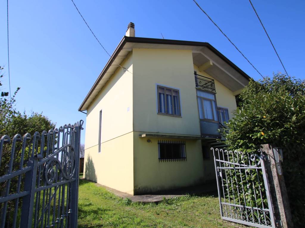 casa indipendente in vendita a Fossalta di Portogruaro in zona Alvisopoli