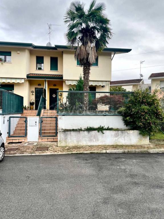 casa indipendente in vendita a Fossalta di Portogruaro