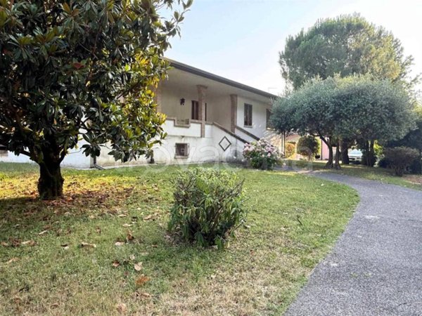 casa indipendente a Fossalta di Portogruaro in zona Villanova Santa Margherita