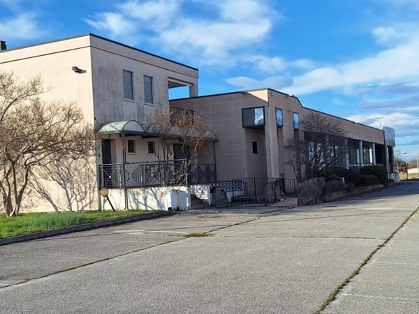 intera palazzina a Fossalta di Portogruaro in zona Villanova Sant'Antonio