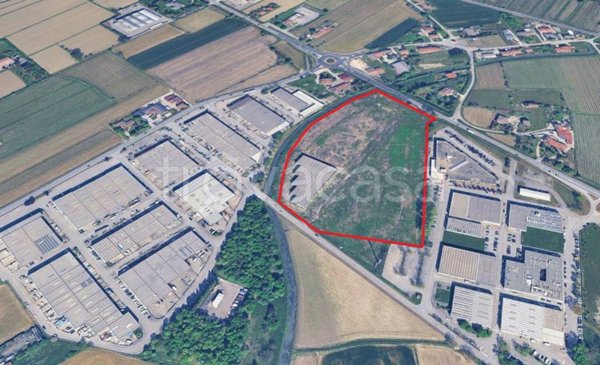 locale di sgombero in vendita a Fossalta di Portogruaro in zona Sacilato