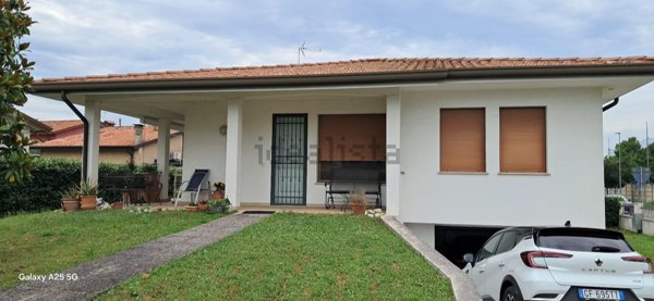casa indipendente in vendita a Fossalta di Portogruaro in zona Sacilato