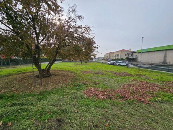 terreno edificabile in vendita a Fossò