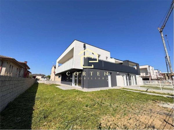 casa indipendente in vendita a Fossò