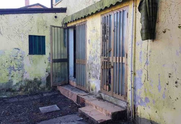 casa indipendente in vendita a Fossò