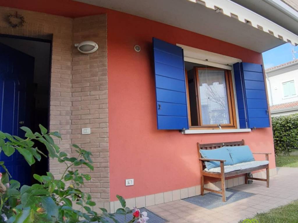 casa indipendente in vendita a Fossò