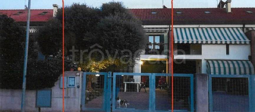 casa indipendente in vendita a Fossò