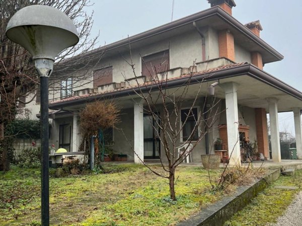 casa indipendente in vendita a Fossò in zona Sandon