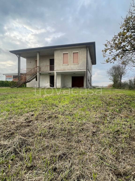 casa indipendente in vendita a Fossò in zona Sandon
