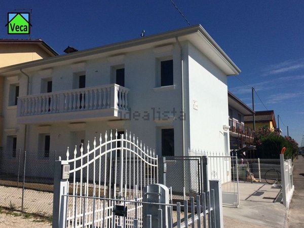 casa indipendente in vendita a Fossò