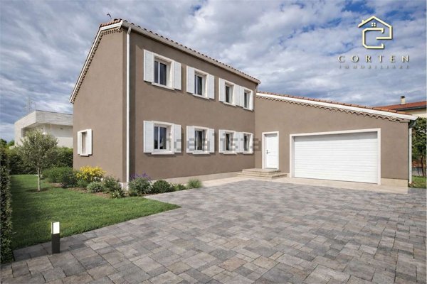 casa indipendente in vendita a Fossò