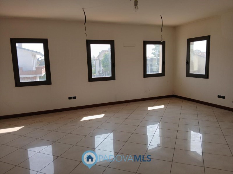 attico in vendita a Fossò