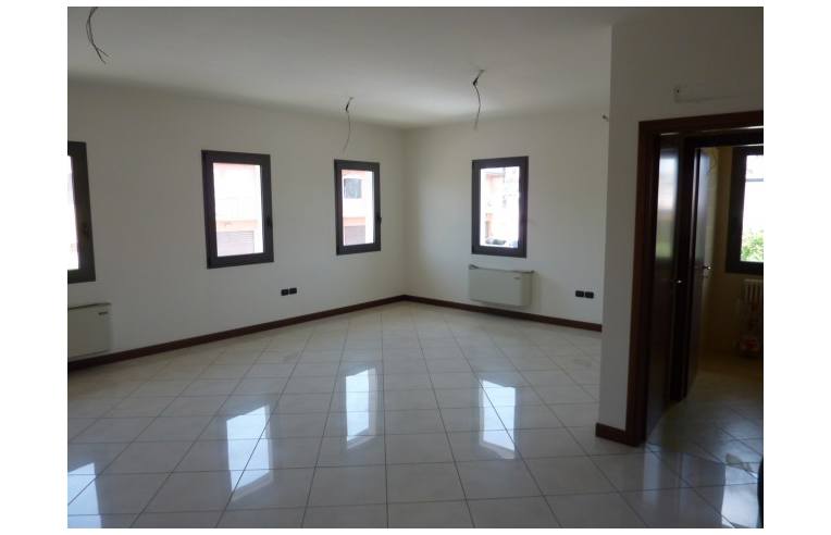 ufficio in vendita a Fossò