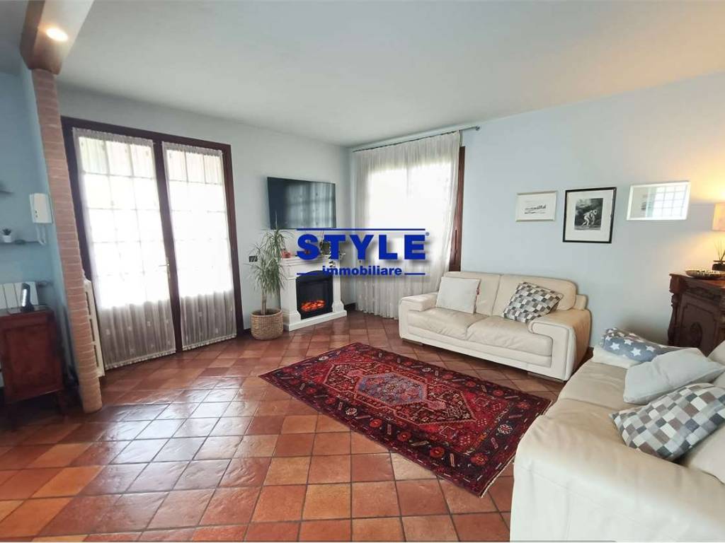 casa indipendente in vendita a Fossò in zona Sandon