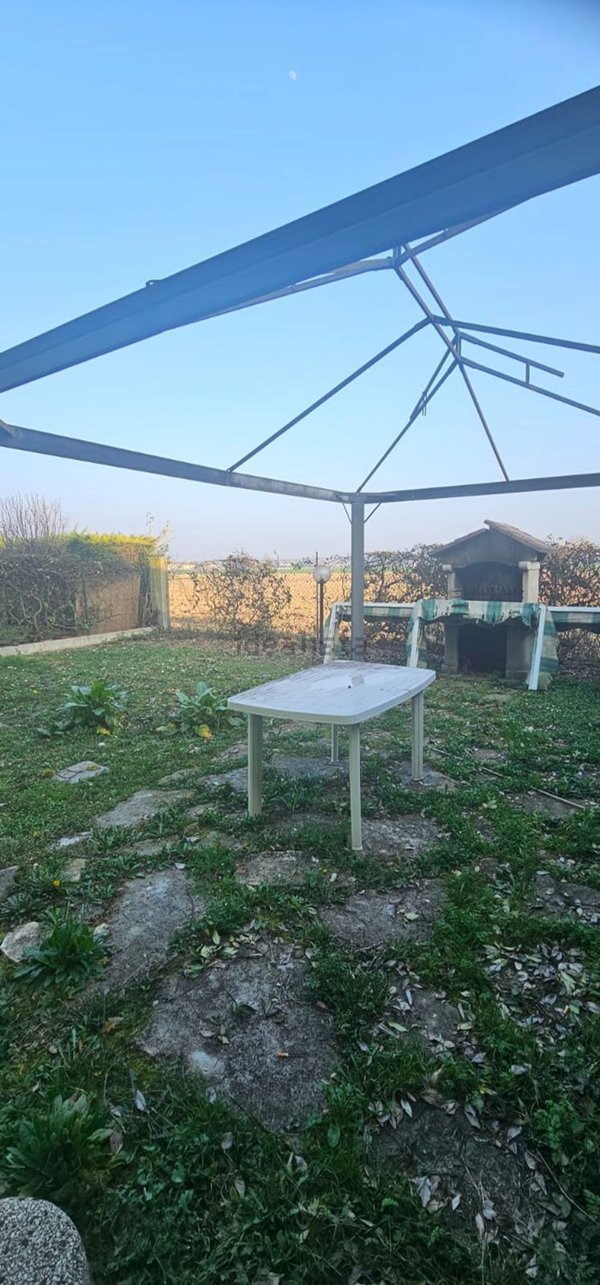 casa indipendente in vendita a Fossò