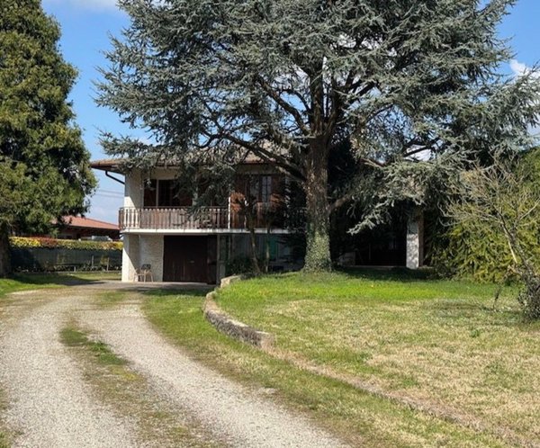 casa indipendente in vendita a Fossò